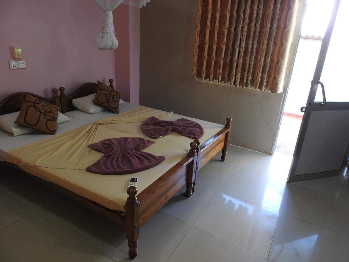 Villa Champagne Tissamaharama Dış mekan fotoğraf